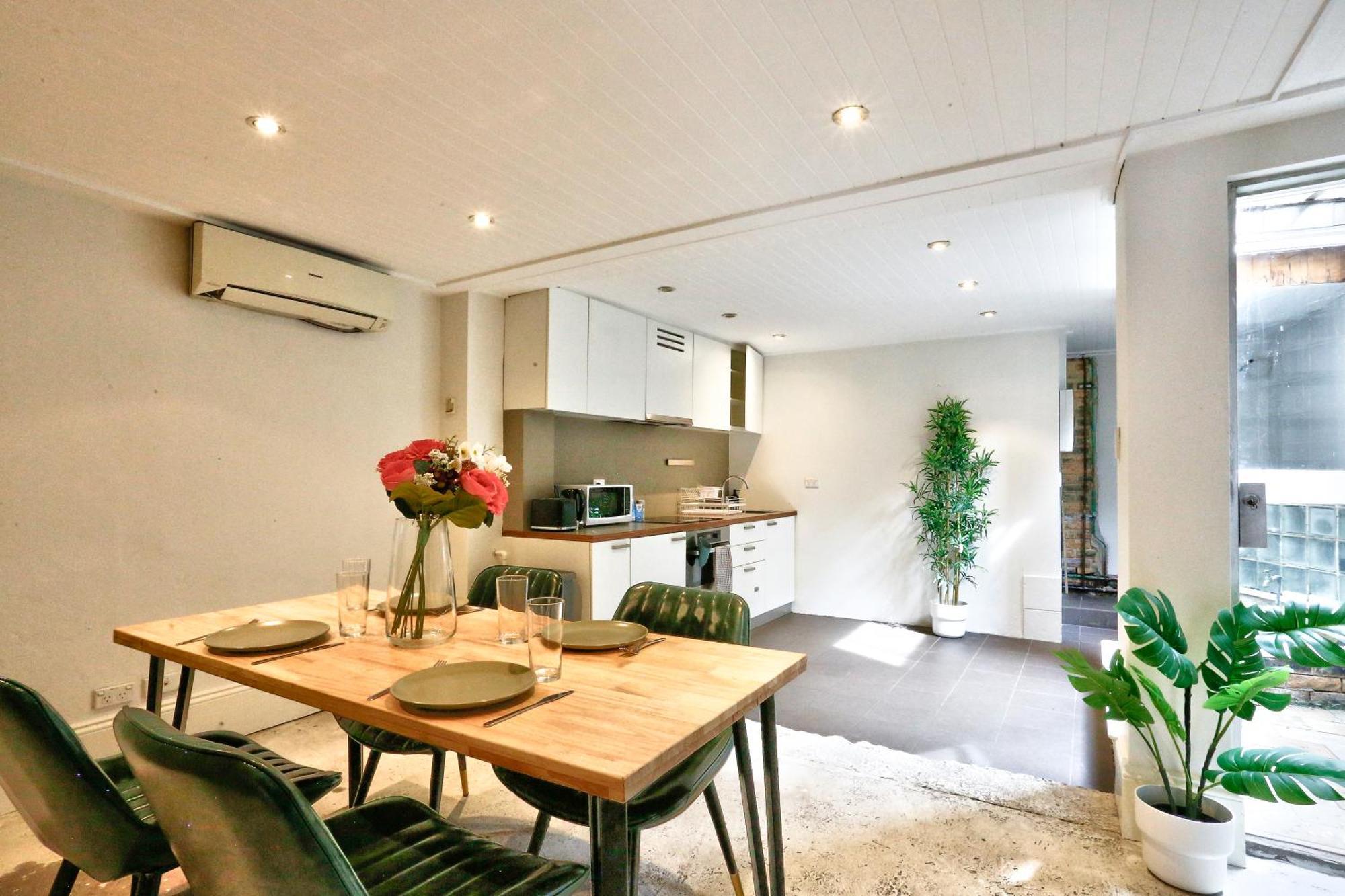 Spacious 3 Bedroom House Darlinghurst Centre 2 E-bikes Included Holiday home Sydney